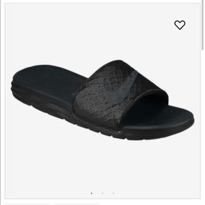 Nike Benassi Solarsoft Slides
